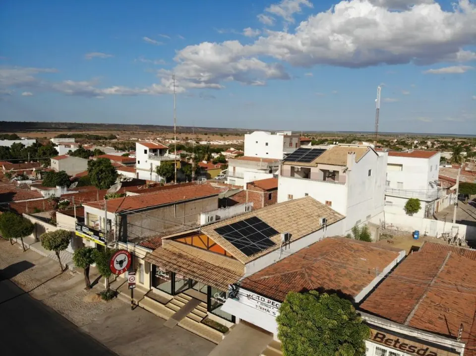 Usina solar instalada pela Taldi: Churrascaria do Boi