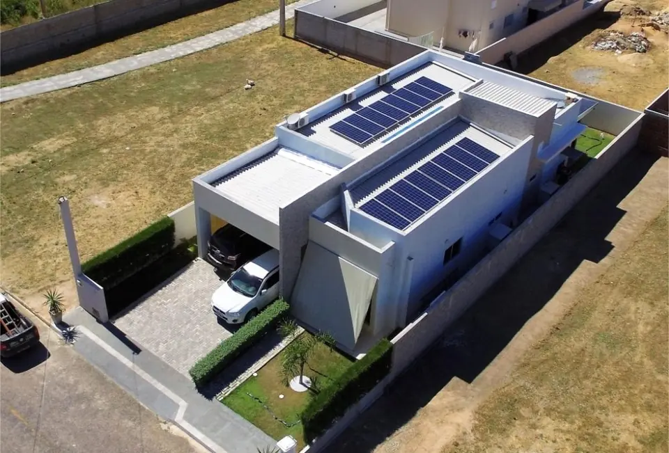 Usina solar instalada pela Taldi: Cond. Ecoville