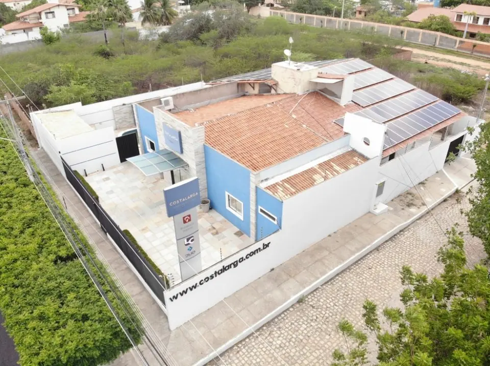 Usina solar instalada pela Taldi: Costalarga Corretora