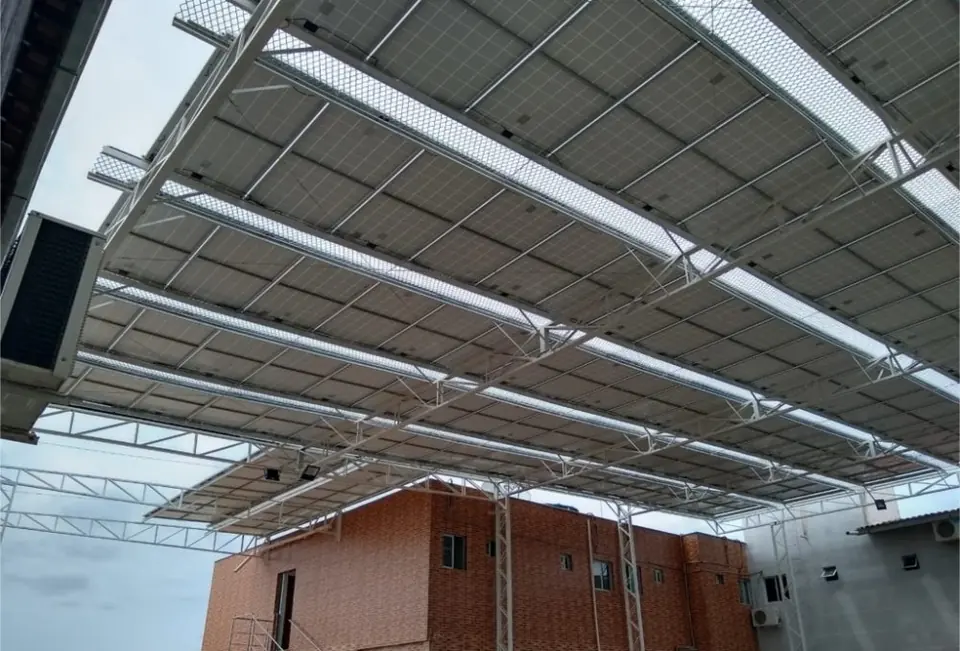 Usina solar instalada pela Taldi: Hotel União