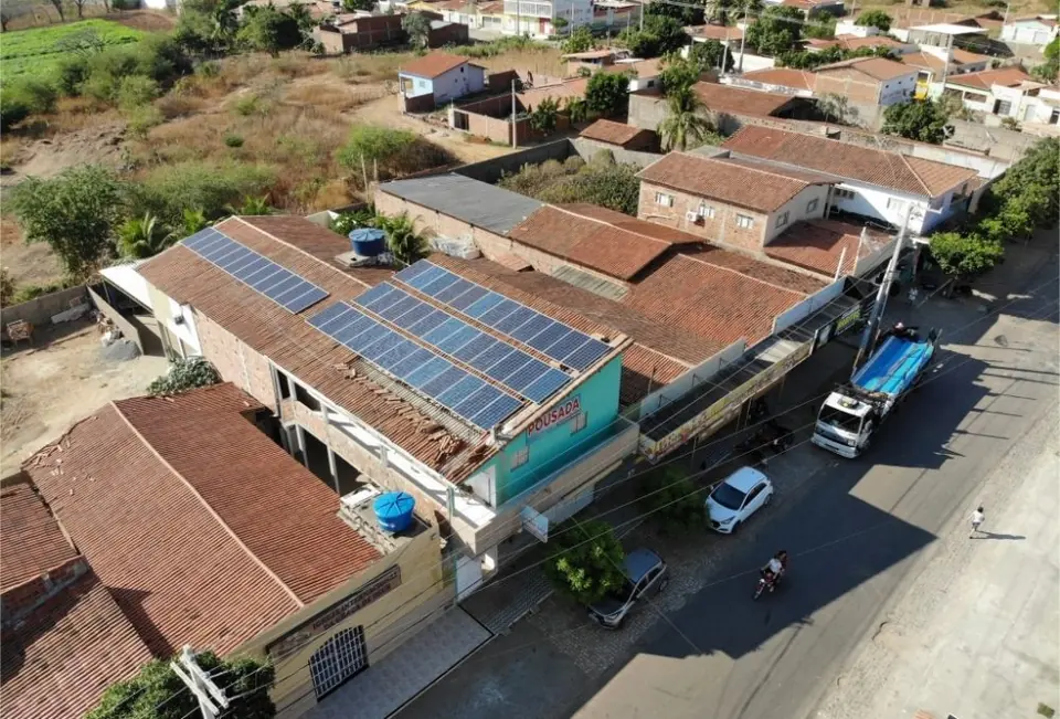 Usina solar instalada pela Taldi: Pousada Sebastião Vieira