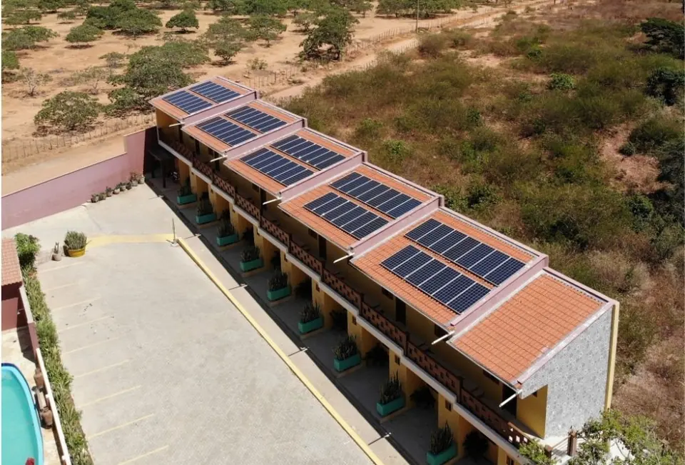 Usina solar instalada pela Taldi: Recanto Alto da Serra